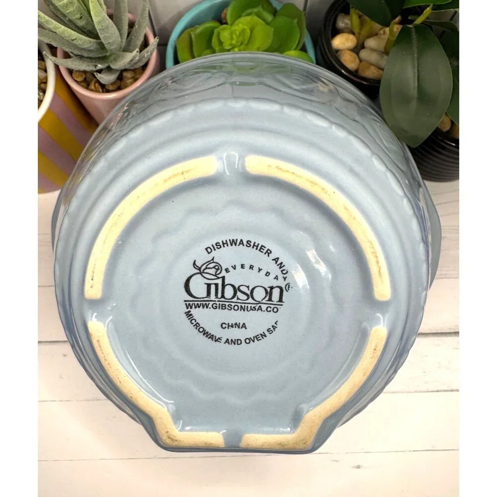 Gibson Cape Cod Periwinkle Mixing Bowl - Picture 6 of 7